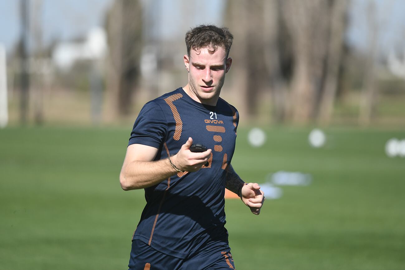 Bruno Barticciotto Entrenamiento de Talleres en el predio Nuccetelli ( Ramiro Pereyra / La Voz )