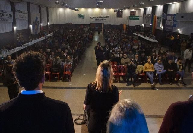 Creo en Córdoba cerró su campaña en Río Cuarto.