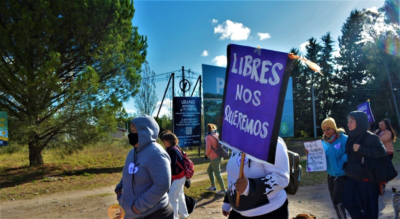 Marcha “Paren de matarnos” en Pehuen Co