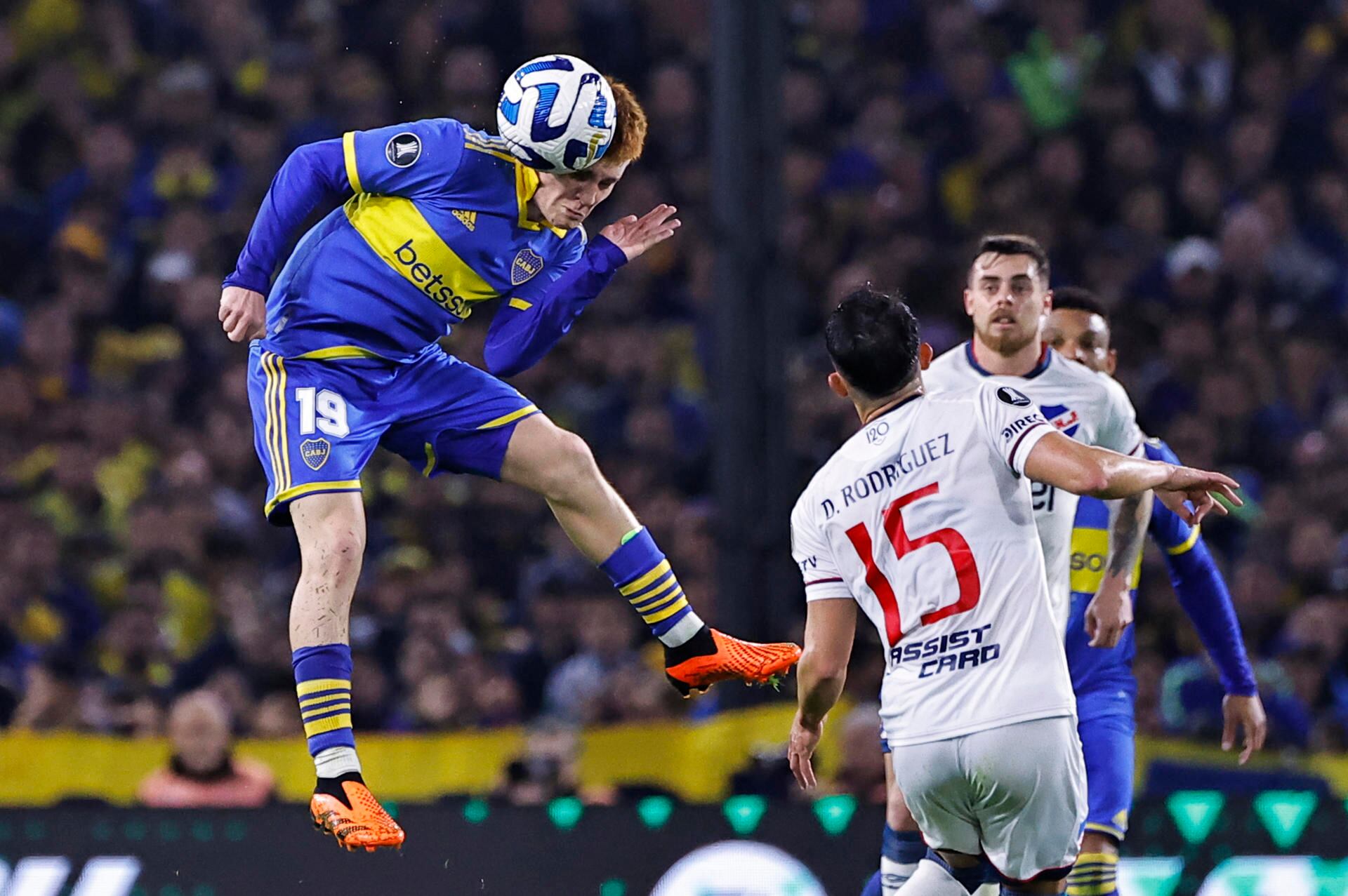 Boca y Nacional se enfrentan por los octavos de final de la Copa Libertadores en La Bombonera.