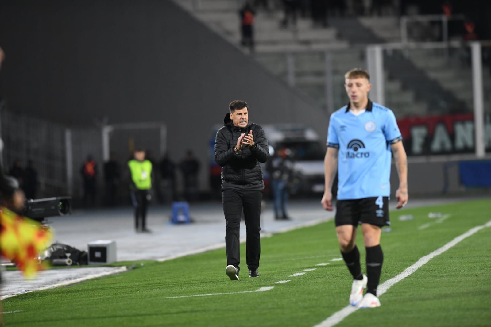 Belgrano enfrentó a Paranaense por los octavos de final de la Copa Sudamericana. (Facundo Luque / La Voz)