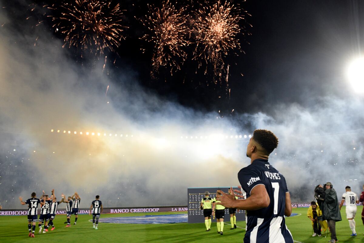 La lluvia e Independiente le aguaron en parte el festejo a Talleres: sin subcampeonato
