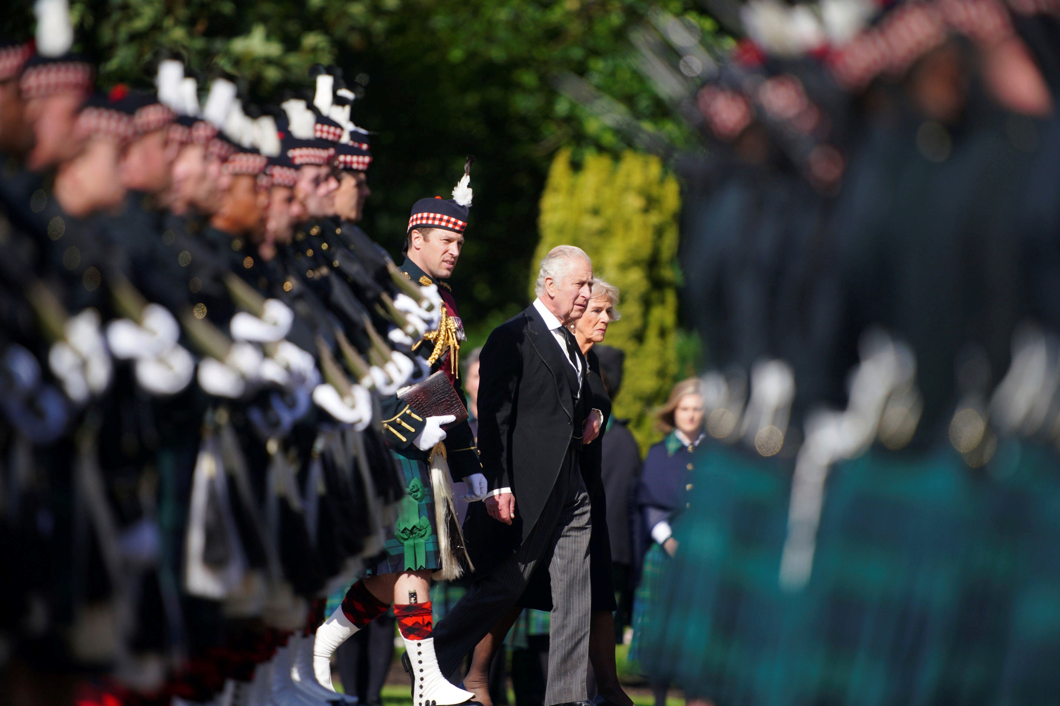 Muerte de la Reina Isabel II: una multitud se reune en Edimburgo para dar el último adiós