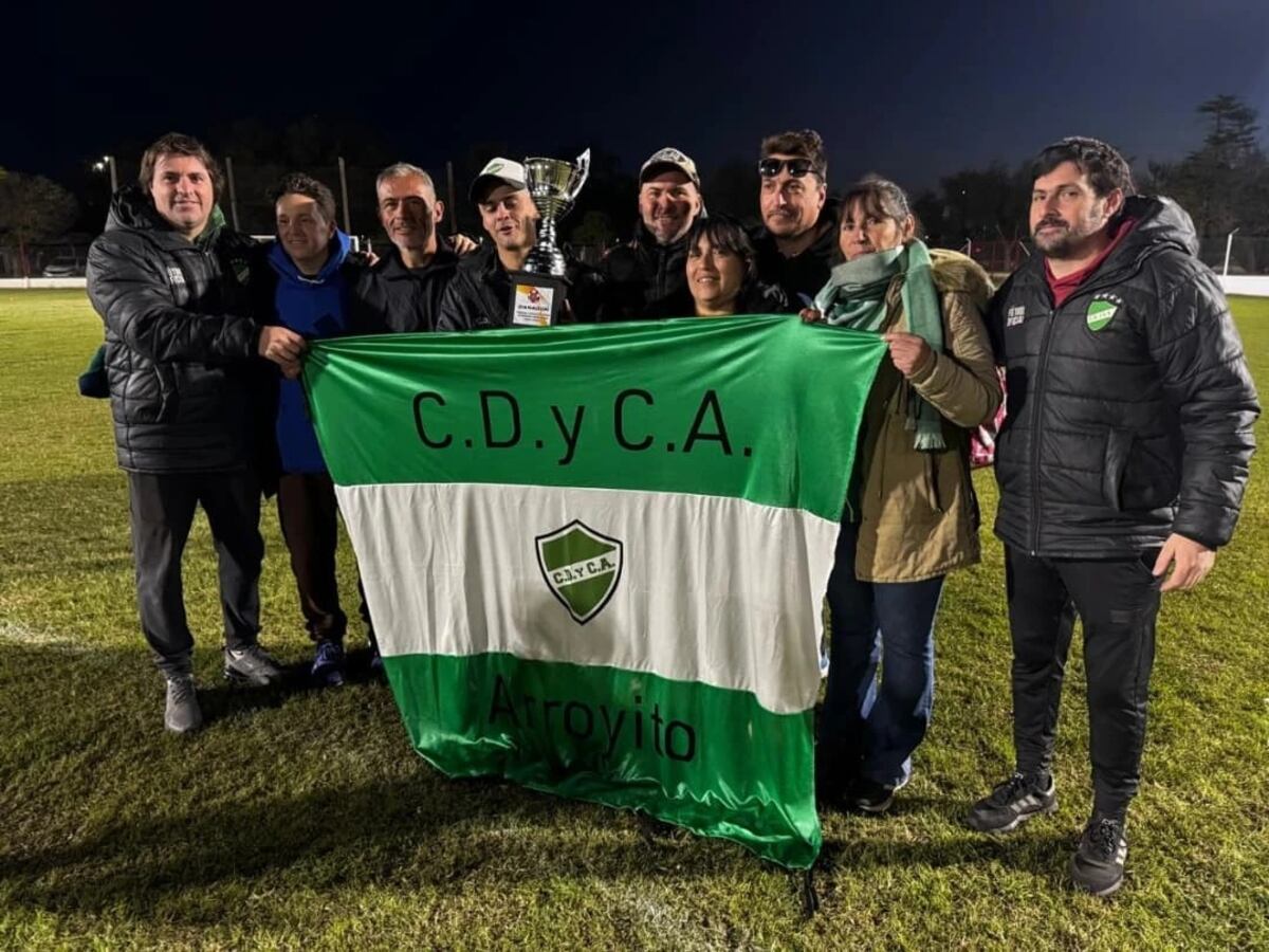 Fútbol Inferiores del Cultural Arroyito ganó la Copa de Oro en el Apertura de la Oeste