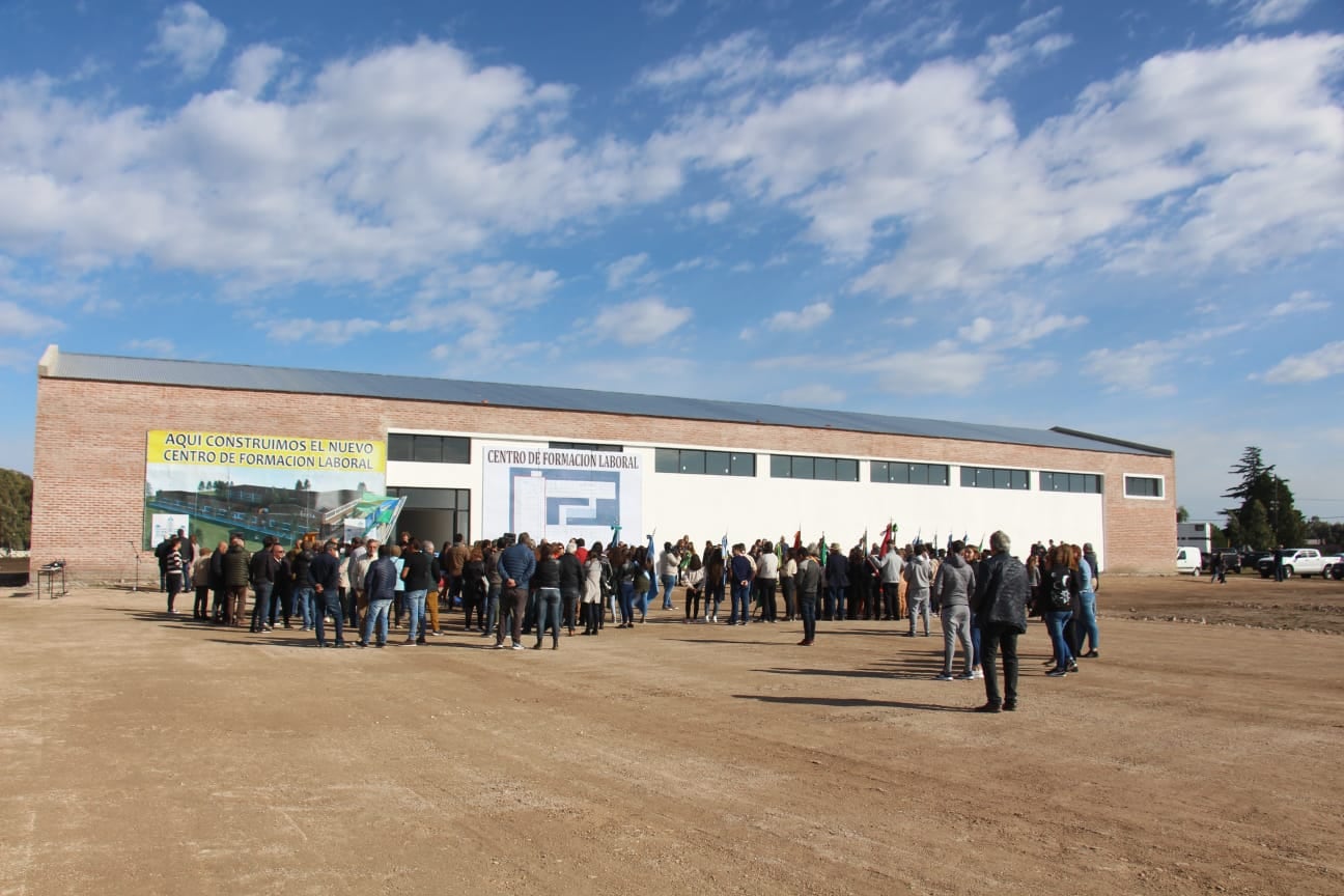 Se inauguraron los talleres del Centro de Formación Laboral en el Polo Educativo