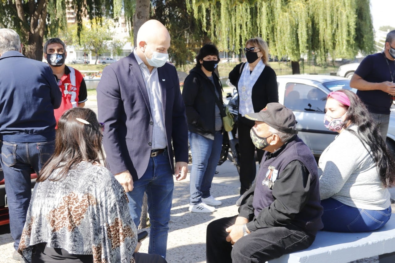 El intendente de Villa Carlos Paz, Daniel Gómez Gesteira, participó del acto oficial este 2 de abril.