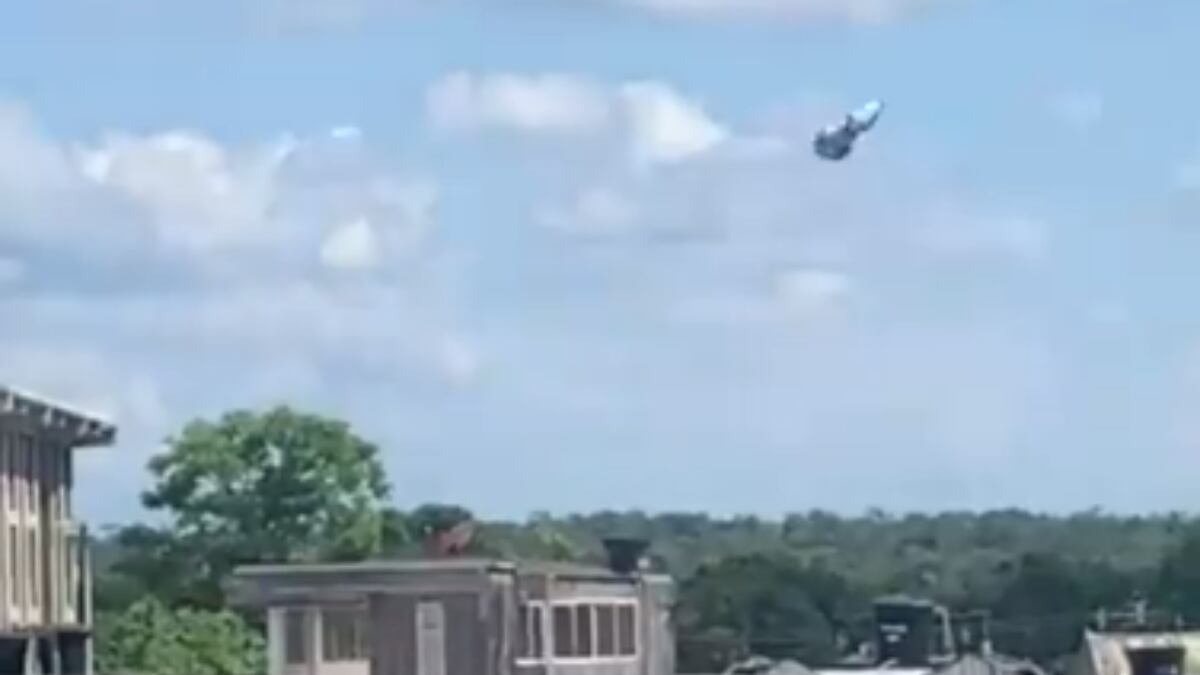 Video: se estrelló un helicóptero en Colombia y murieron cuatro militares
