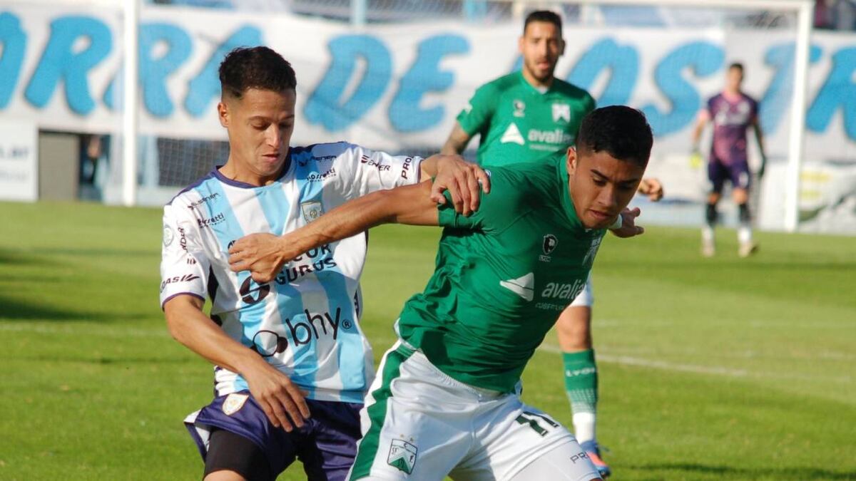 Rosario Central acuerda dos ventas por casi un millón de dólares