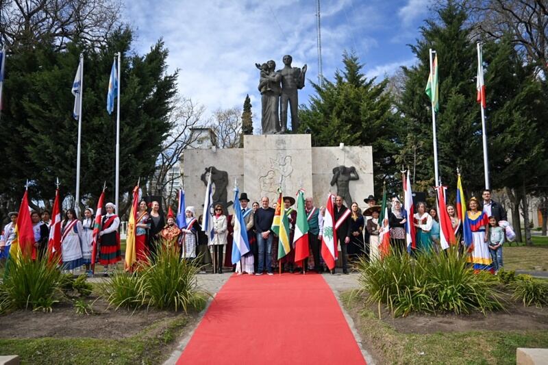 Acto Oficial por el Día del Inmigrante en Tres Arroyos