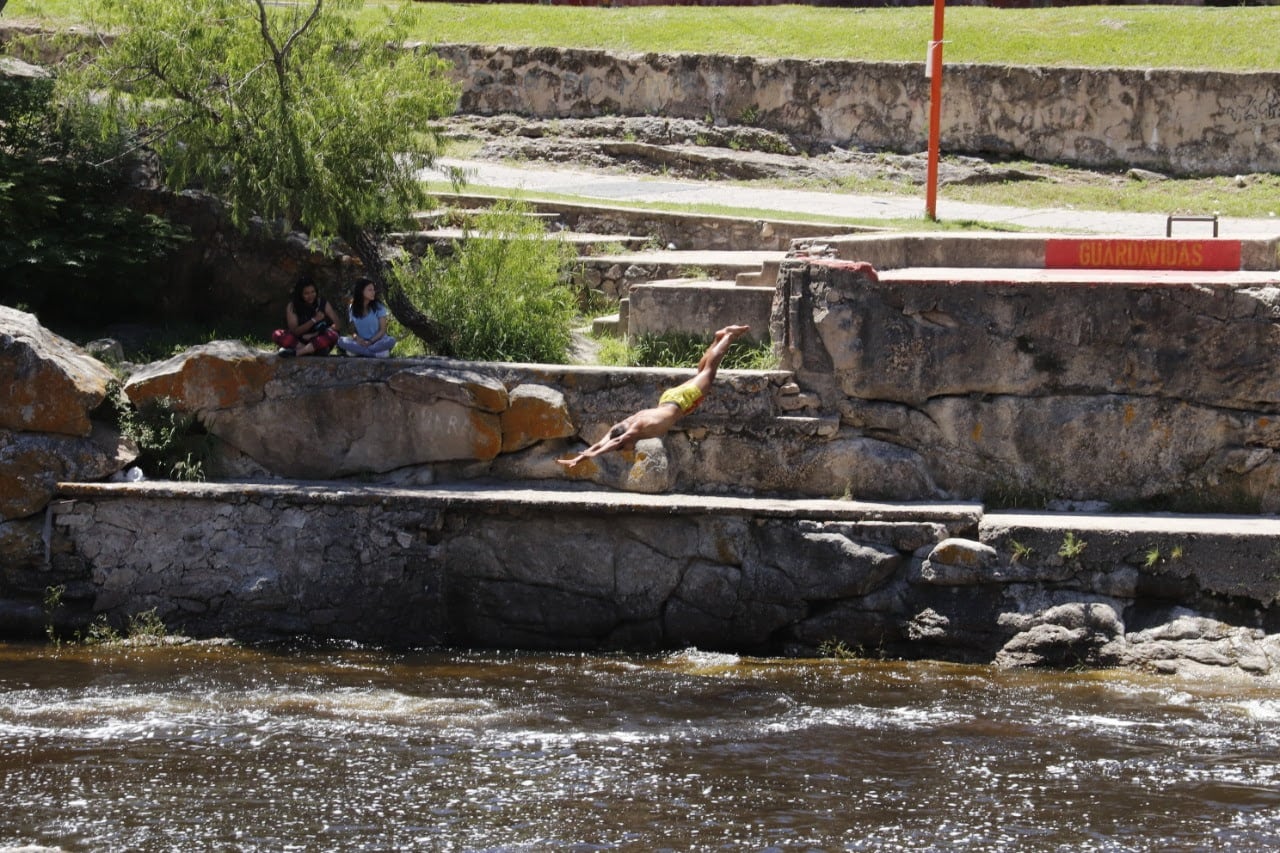 Entrenamiento del Cuerpo de Guardavidas de Carlos Paz.