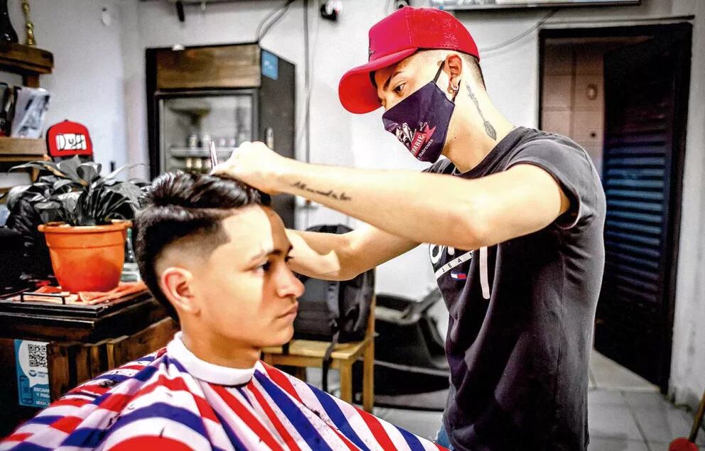 Más que una moda: las barberías ganan popularidad en Puerto Iguazú.