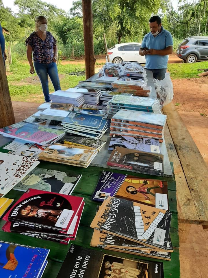 El merendero “Somos Felices” recibió kits de útiles escolares en Puerto Iguazú.