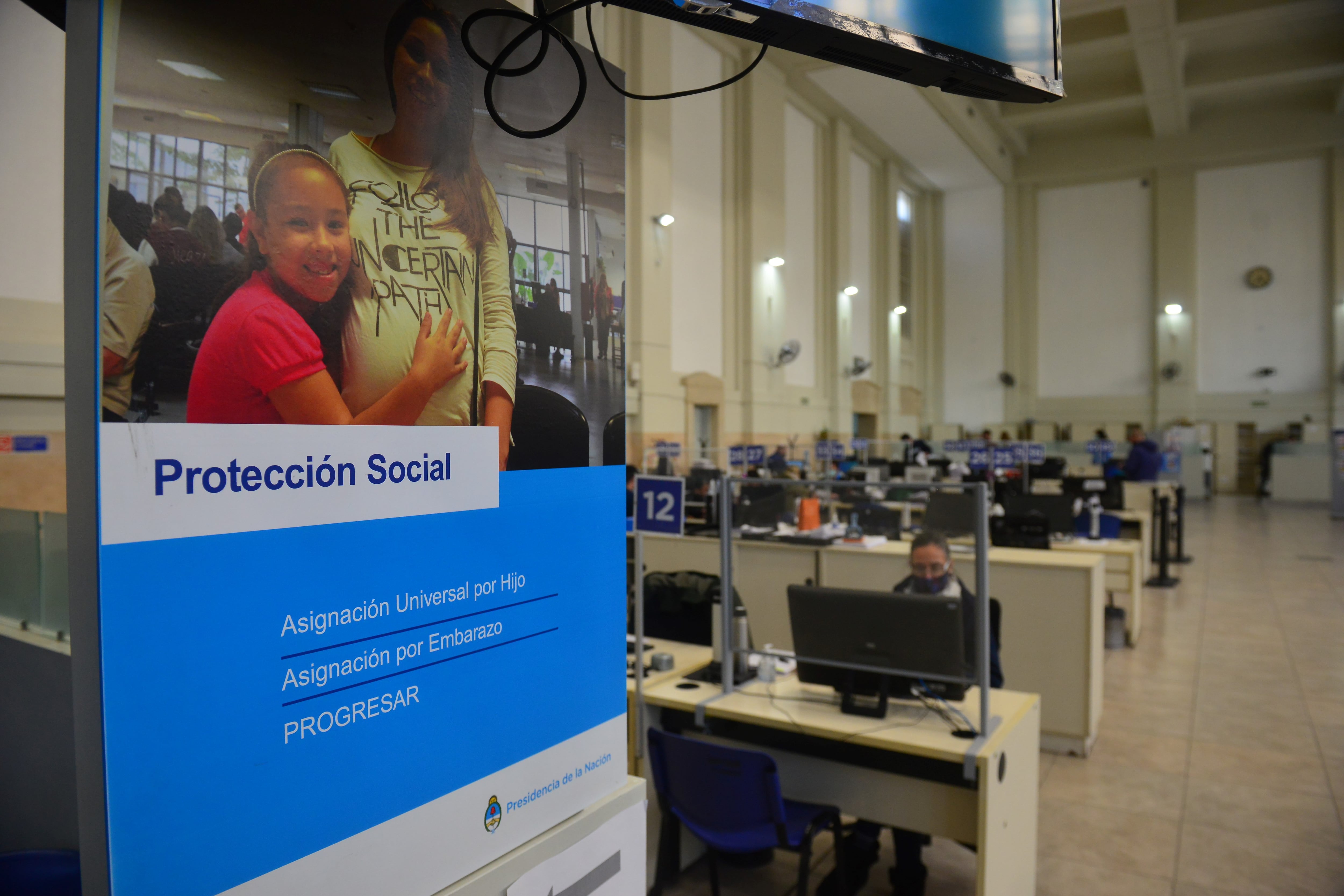 Aumento en las asignaciones familiares (Foto: Nicolás Bravo)