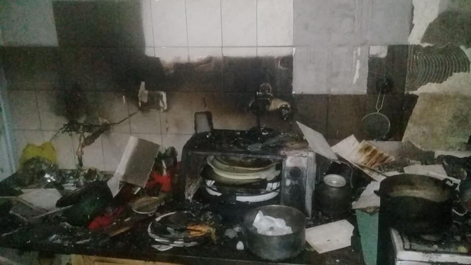 Así quedó la vivienda incendiada en el barrio Solidaridad