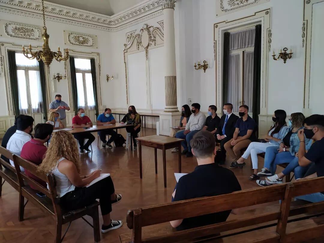 Representantes de la juventud se reunieron con Concejales y autoridades del HCD