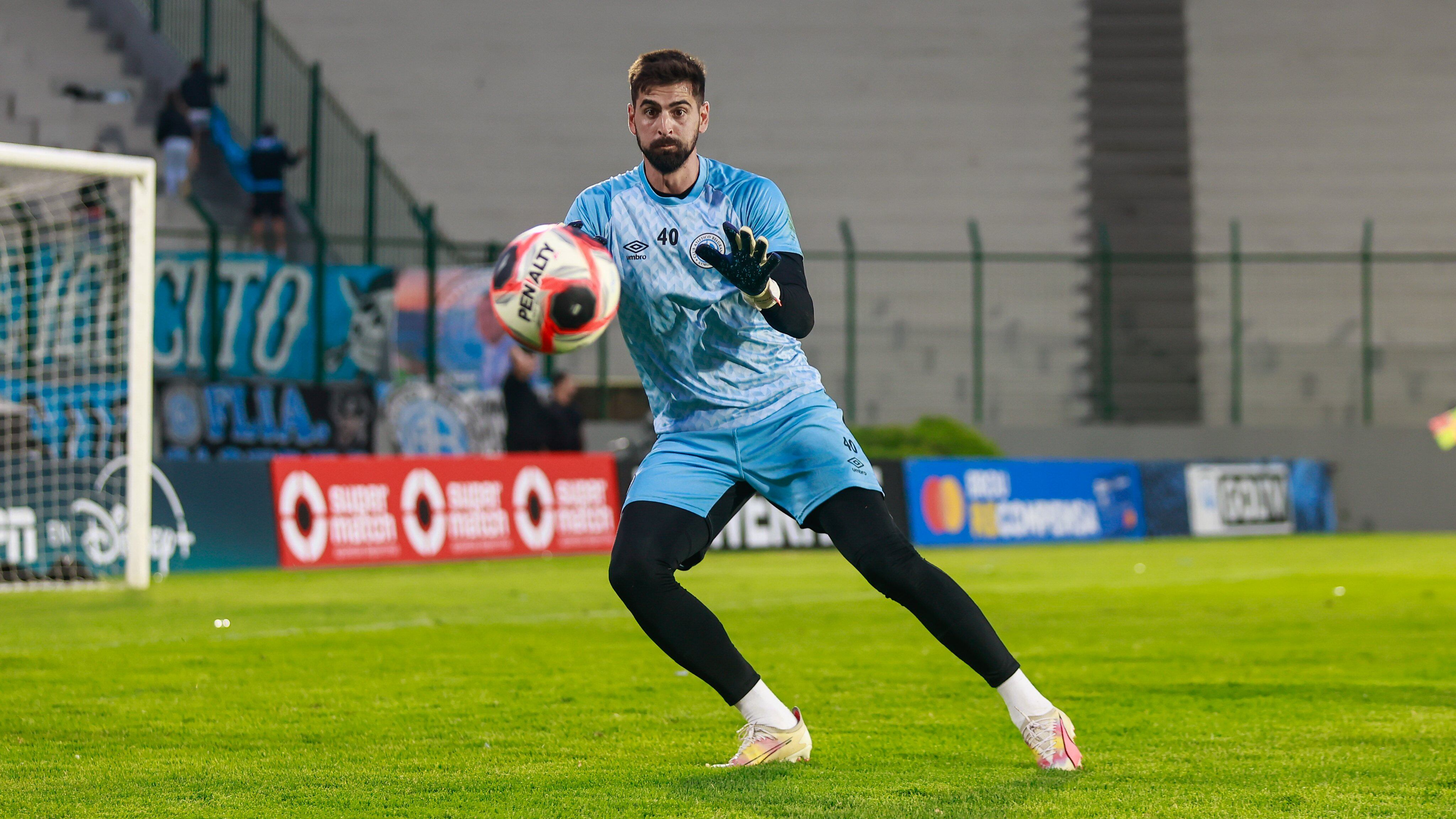 Manuel Vicentini será el segundo arquero del equipo y estaría desde el inicio ante Progreso en Uruguay (Prensa Belgrano).