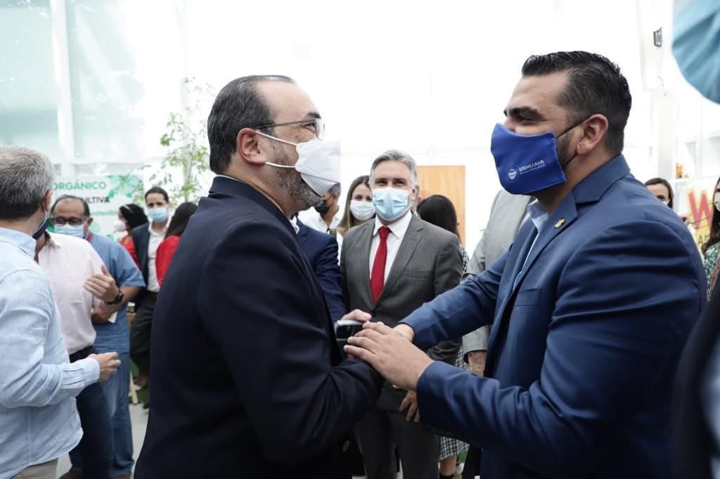 El intendente Walter Vuoto participó como uno de los principales oradores del Foro de BiodiverCiudades de América Latina que se celebró en la ciudad de Barranquilla, Colombia.