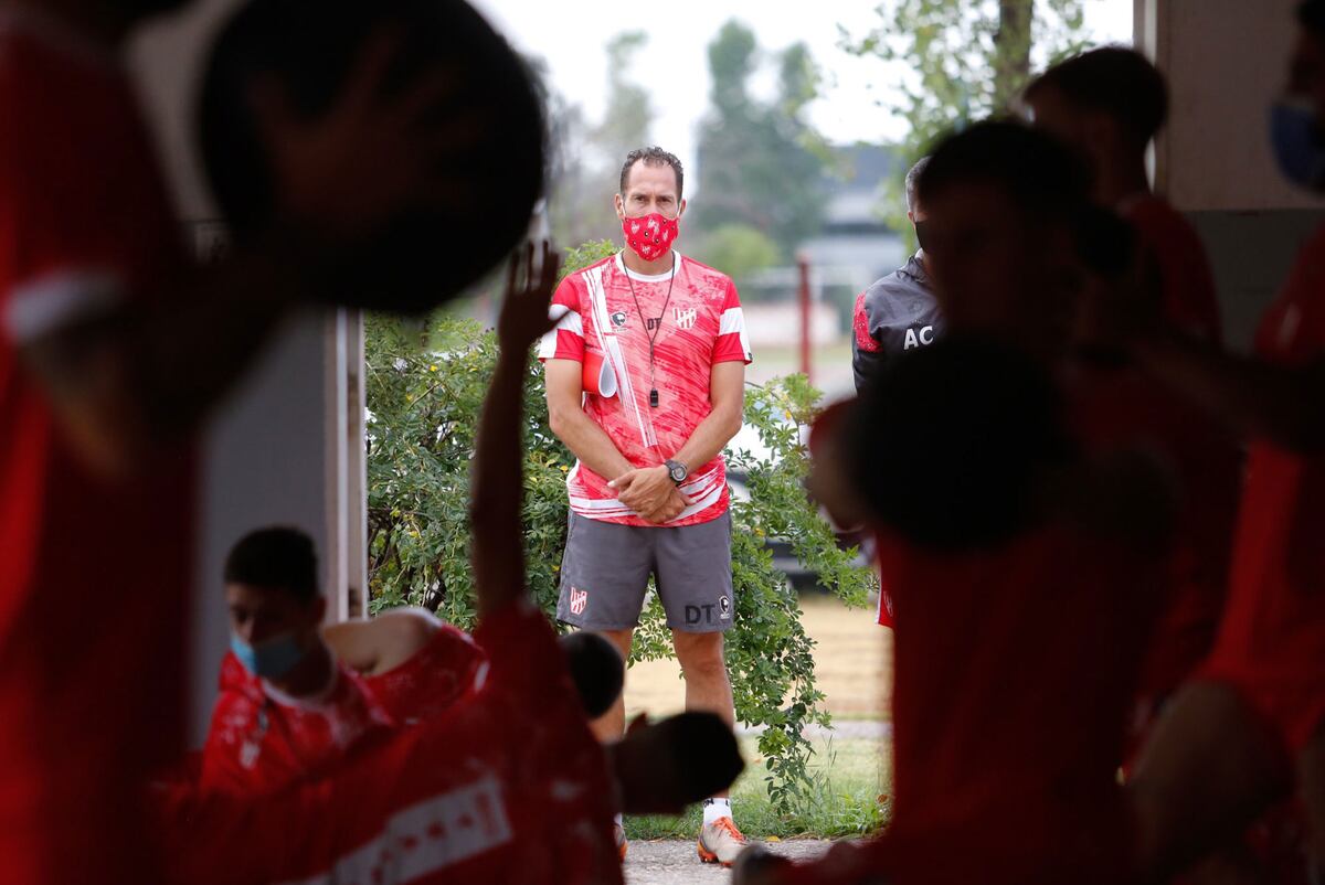Instituto perdió los amistosos con Mitre: el análisis de Lucas Bovaglio