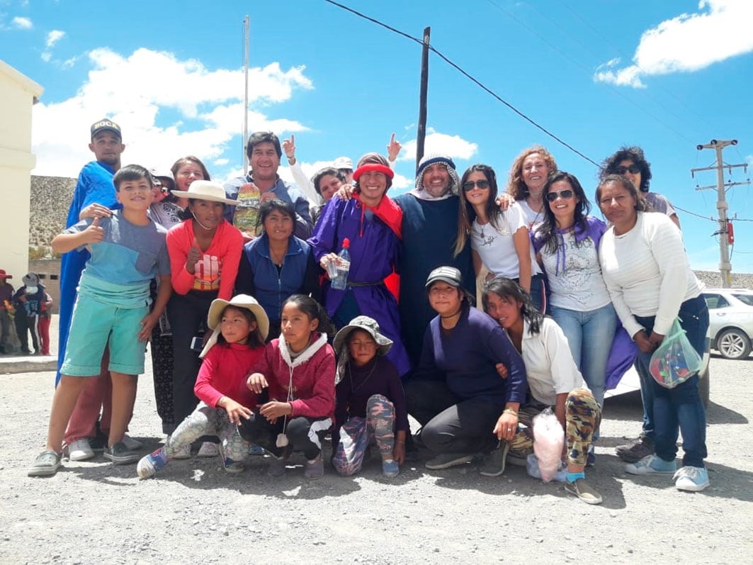 En el encuentro de enero, entregaron juguetes y golosinas a niños de San Antonio de los Cobres.