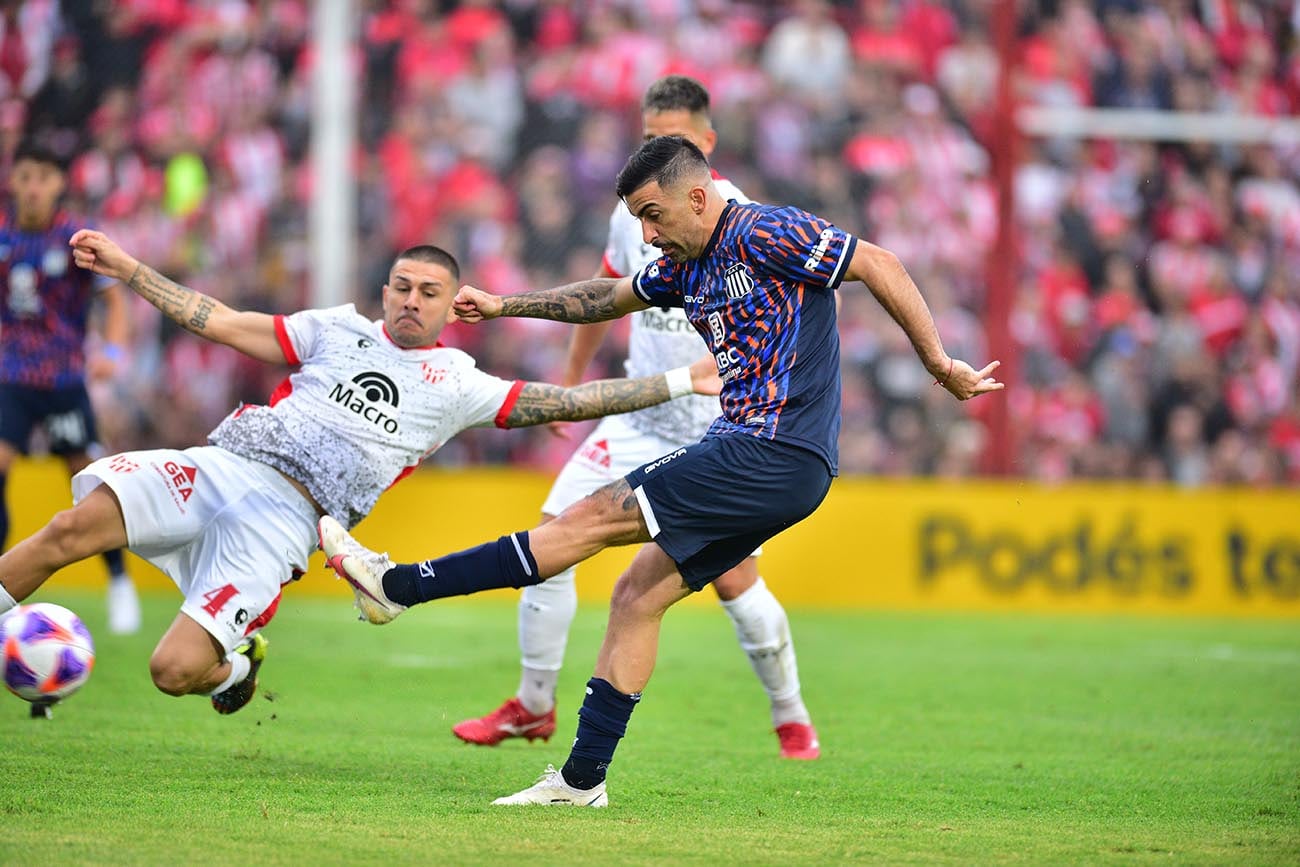 Santos Fútbol clásico instituto perdió anta Talleres por 3 a 0 en Alta Córdoba ( Ramiro Pereyra / La Voz)