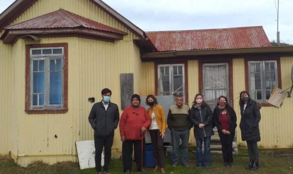 Desde la Secretaría de Pueblos Originarios le confirmaron a los integrantes del Pueblo Selk’nam que la Casa Cultural Rafaela Ishton carece de sustentabilidad jurídica respecto a la intimación de remate.