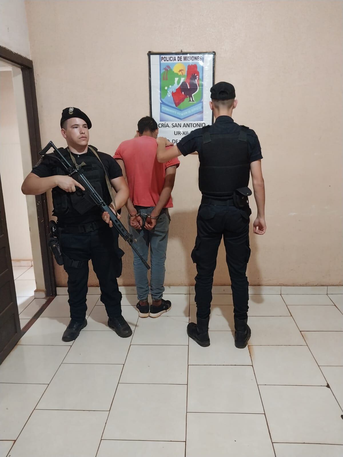 Agredió a un hombre con un arma de fuego para robarle sus pertenencias en Comandante Andresito