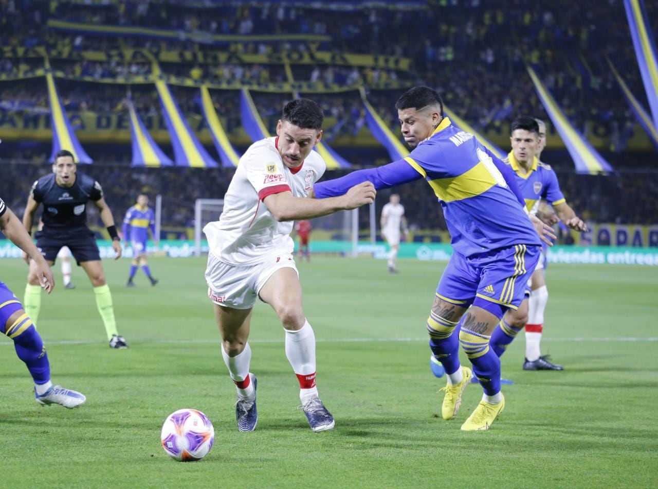 El Zorro Cóccaro y Marcos Rojo protagonizaron la gran polémica del partido.