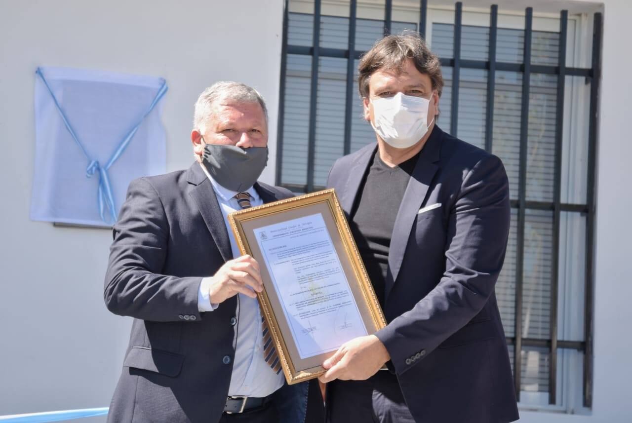 Benedetti junto al Ministro de Seguridad Alfonso Mosquera 