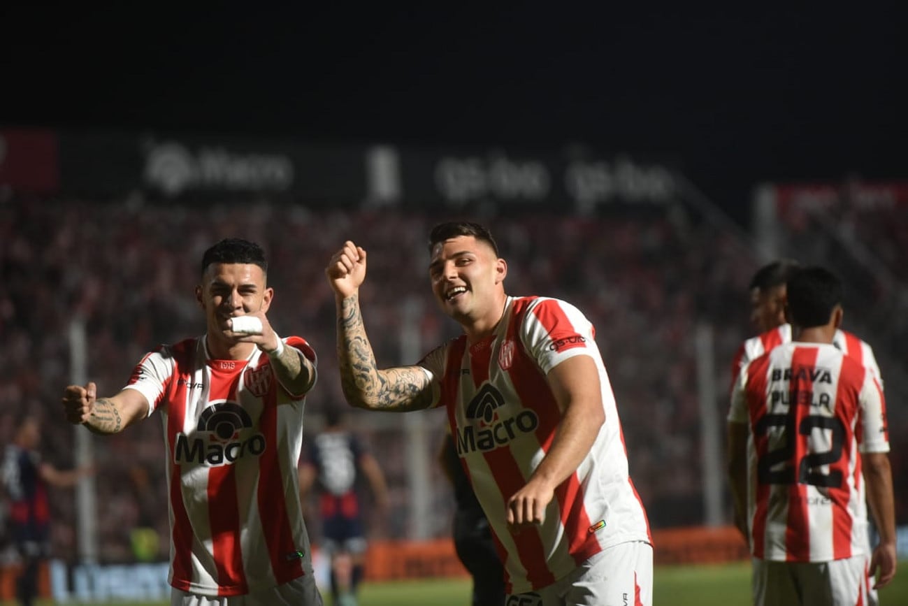 Instituto venció 2 a 0 a San Lorenzo en el Monumental de Alta Córdoba.  (Facundo Luque / La Voz)