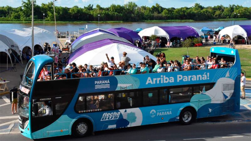 Salidas repletas en el bus turístico.