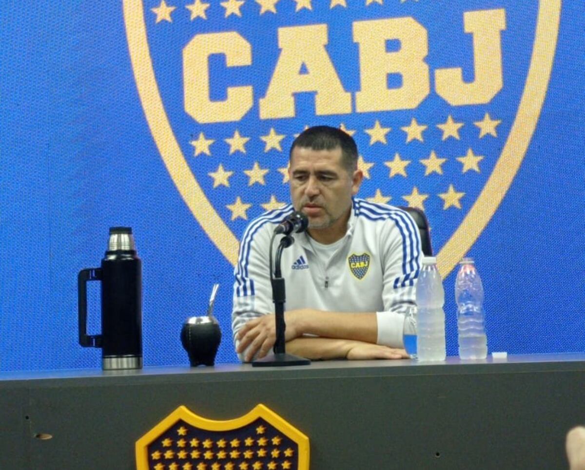 “¿Queremos ser un club de fútbol o ser utilizados para hacer política?”: la pregunta de Riquelme a los socios de Boca
