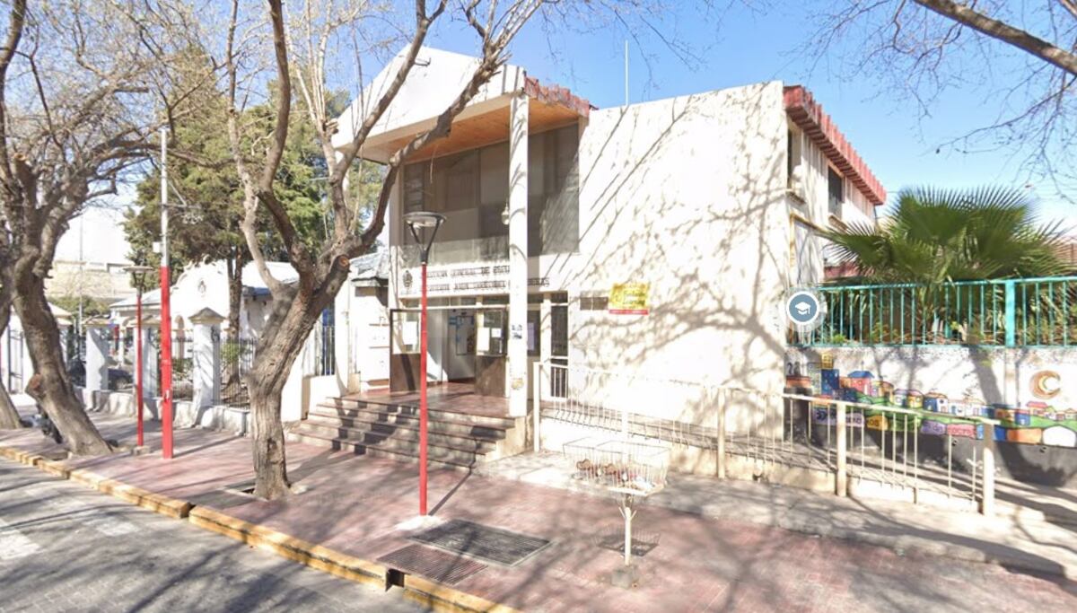 Denunciaron al director de una escuela de Las Heras y a una secretaria por abusar de un niño