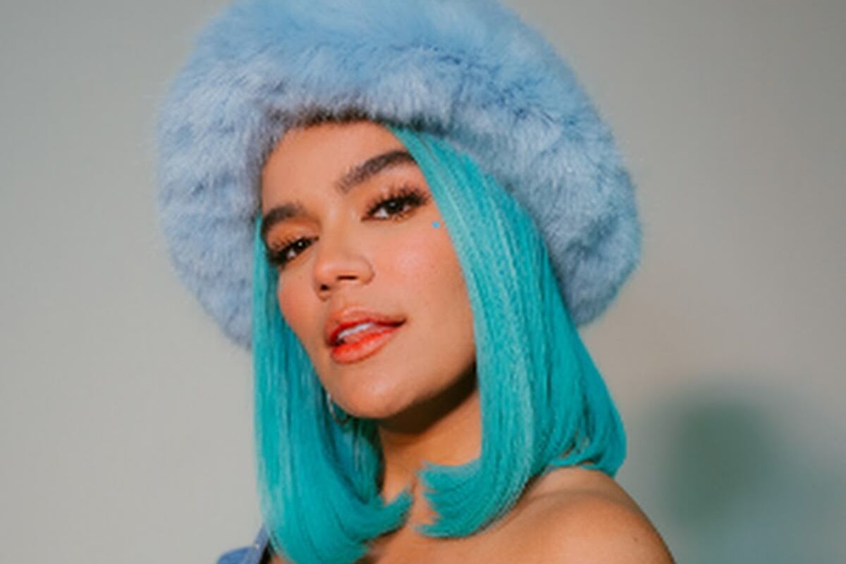 Karol G cautivó con un video en Instagram luciendo una microbikini verde oliva: “Los adoro pues”