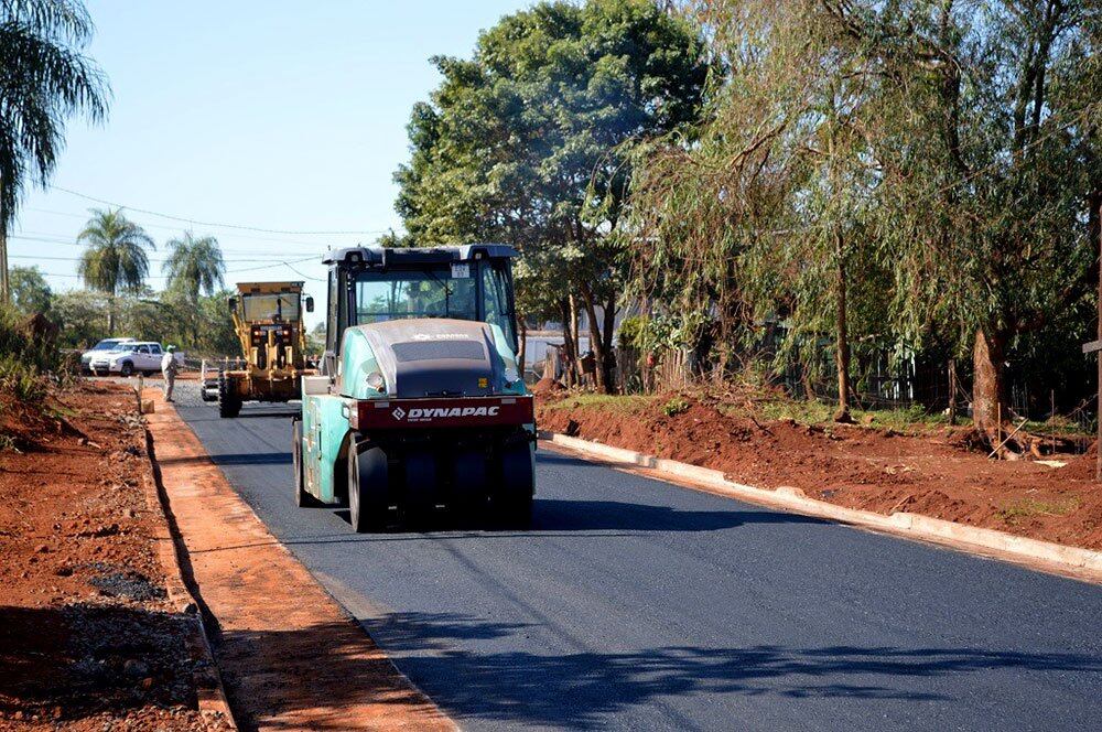 Posadas: finalizó el asfaltado de la Avenida 107