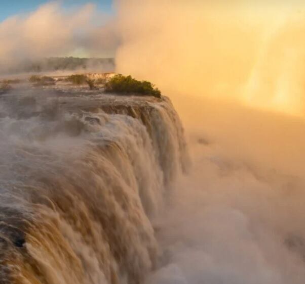 Nuevo circuito “Amanecer en las Cataratas”: una experiencia única en el Parque Nacional do Iguaçu.