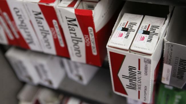 MÁS CAROS. Con el nuevo reajuste, el valor del Marlboro box se elevará de 9 a 9,50 pesos, y el Marlboro KS aumentará de 8,50 a 9 pesos (AP/Archivo).