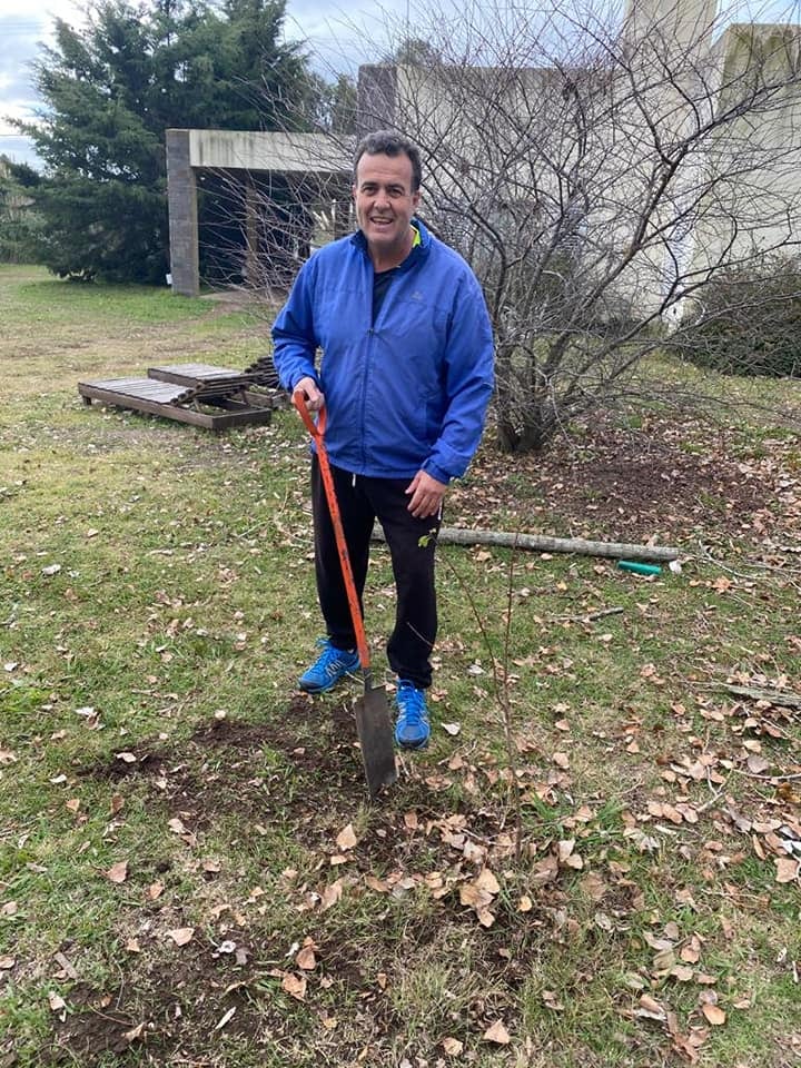 Vecinos de Saladillo participando de la propuesta de Guillermo Raúl Ni Coló.