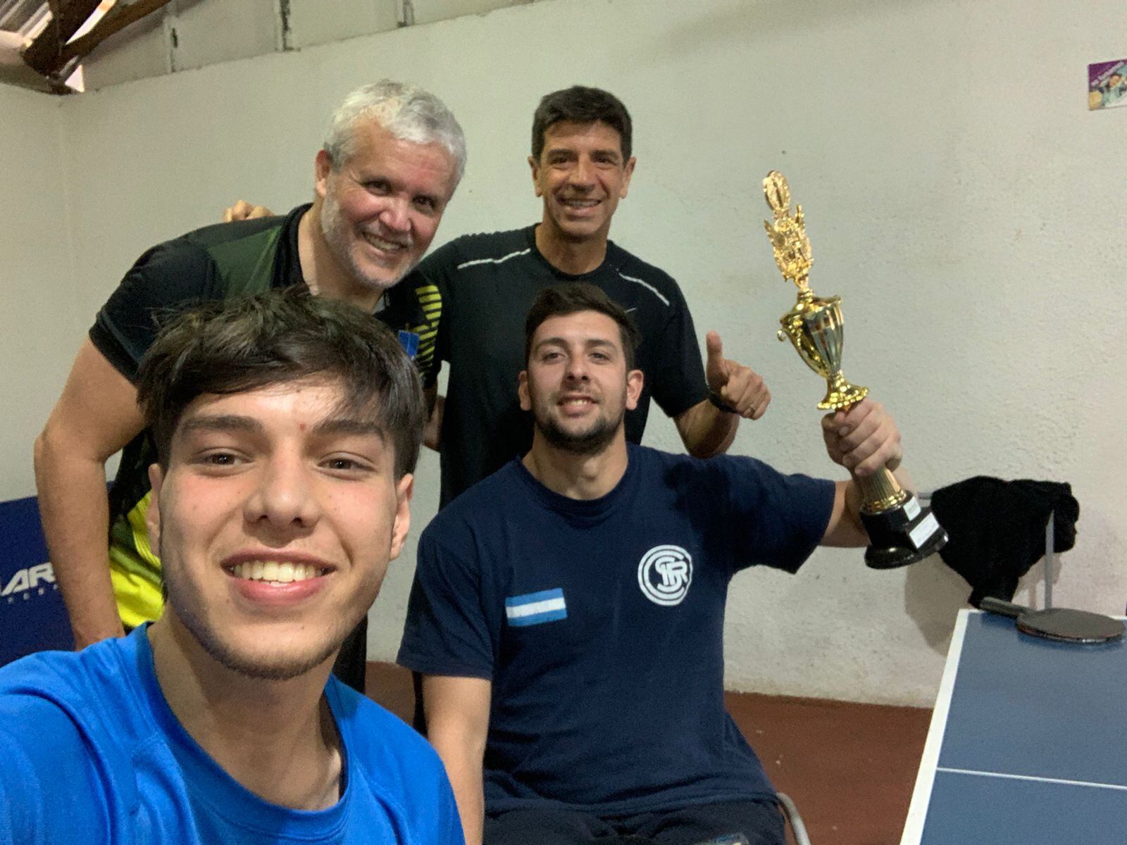 Marcelo López, campeón argentino de tenis de mesa adaptado.