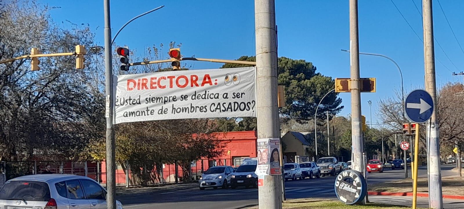 El polémico pasacalles en la ciudad de Córdoba.