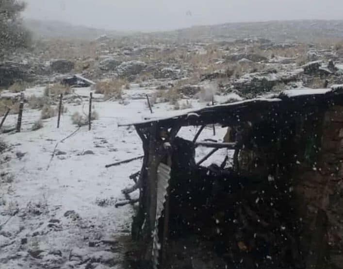 La primera nevada de 2021, en sierras de Córdoba (fotos de Geo Clima Traslasierra)