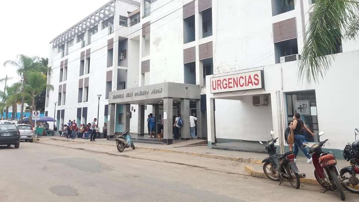 Por el fuerte temporal en Salta, se cayó parte del techo de un hospital