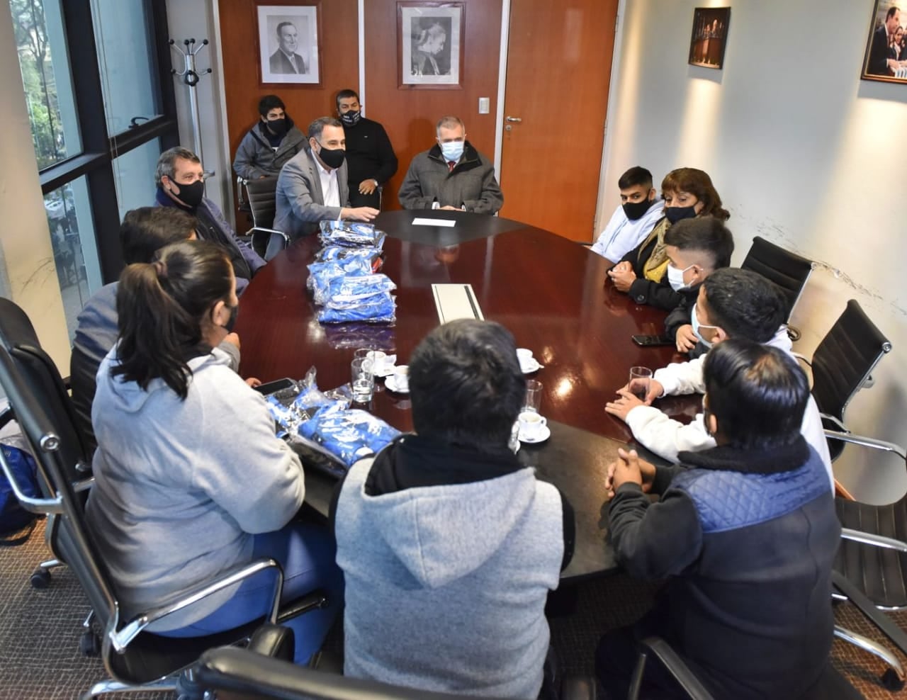 Jaldo se reunió con la Selección tucumana de Talla baja.