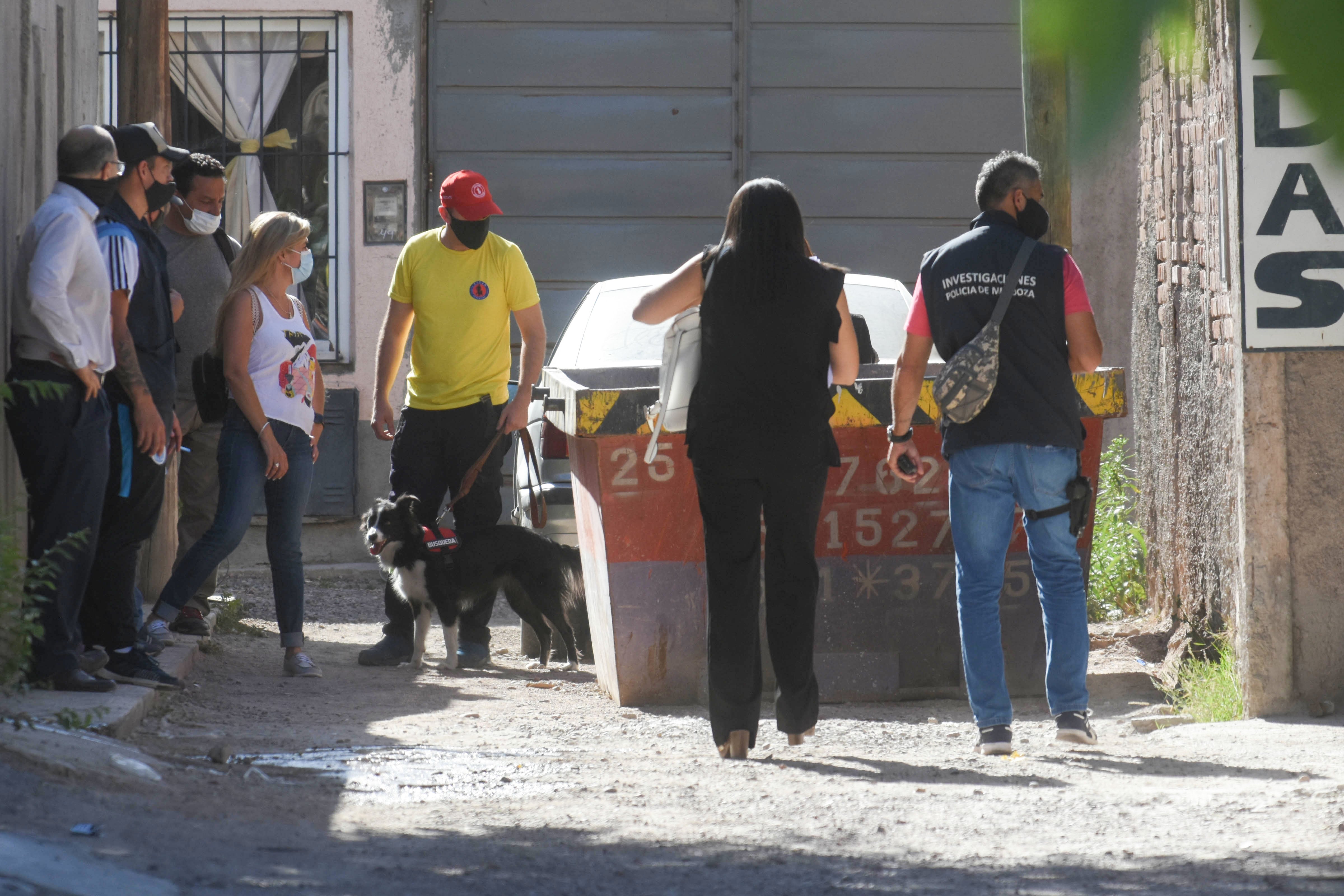 Florencia Romano desaparecida
En el domicilio de la pareja detenida en el departamento de Maipú.