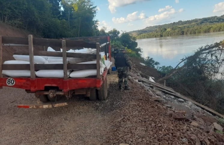 Incautan más de 20 toneladas de maíz en El Soberbio.