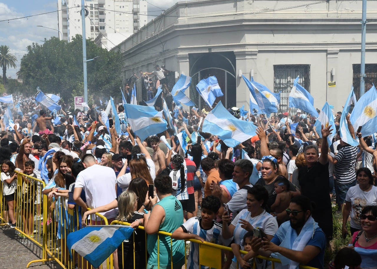 Rafaela gritó bien fuerte Argentina campeón!!!