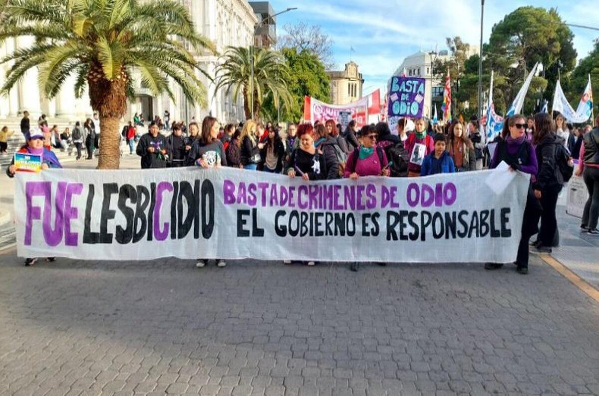 Masiva movilización en Paraná en el marco de “Ni Una Menos”