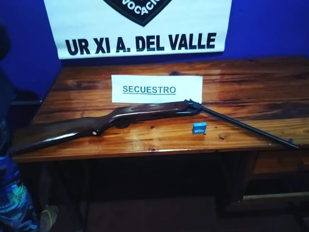 Salto Encantado: discutió con su vecina y la atacó con un rifle.