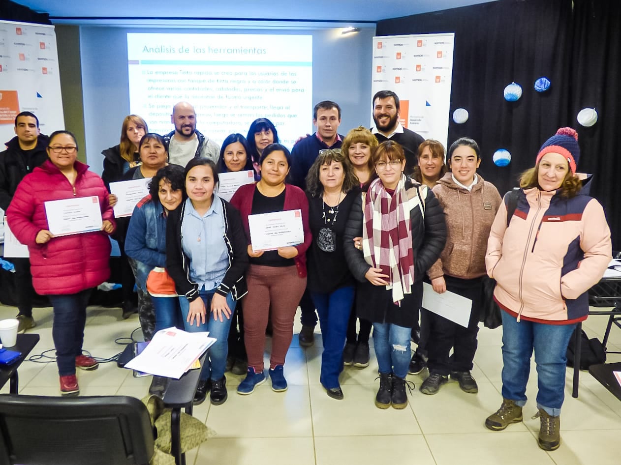 Se llevó a cabo la 2° jornada de coaching para emprendedores “Buenas prácticas para emprender” .