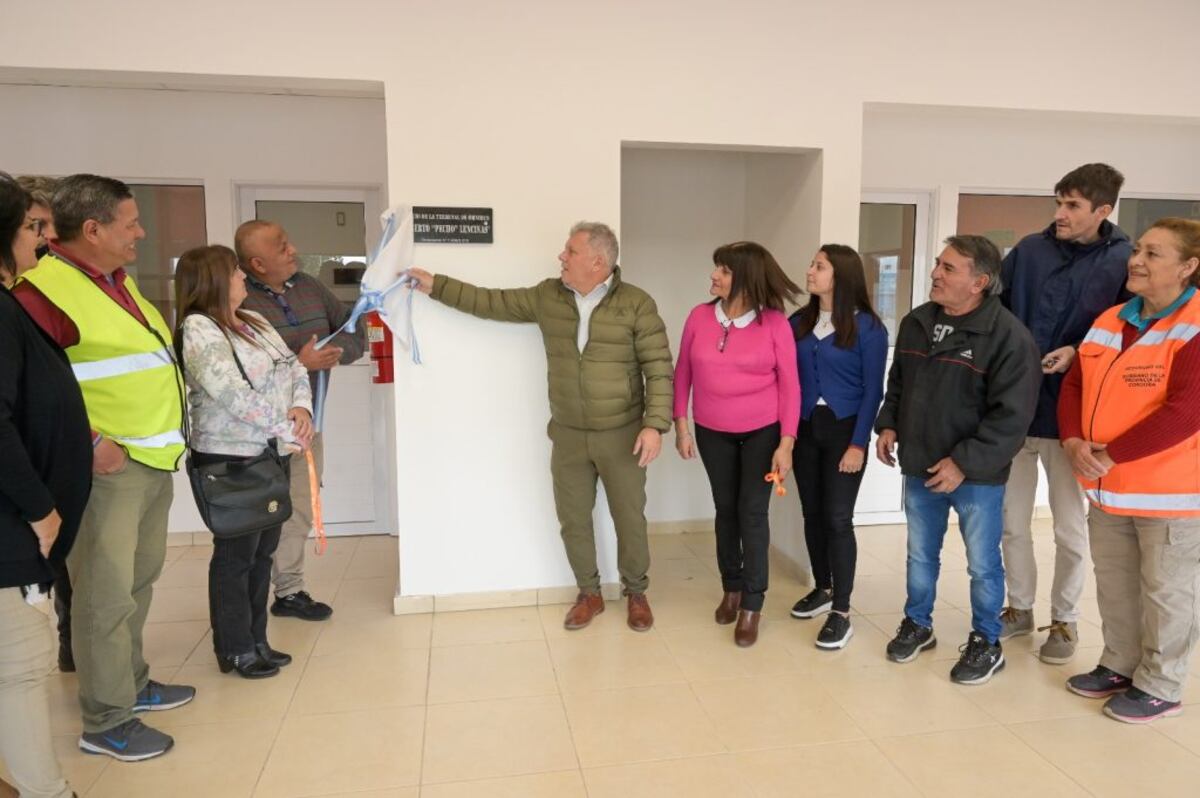 La Terminal de Ómnibus de Arroyito lleva el nombre de Roberto “Pecho” Lencinas