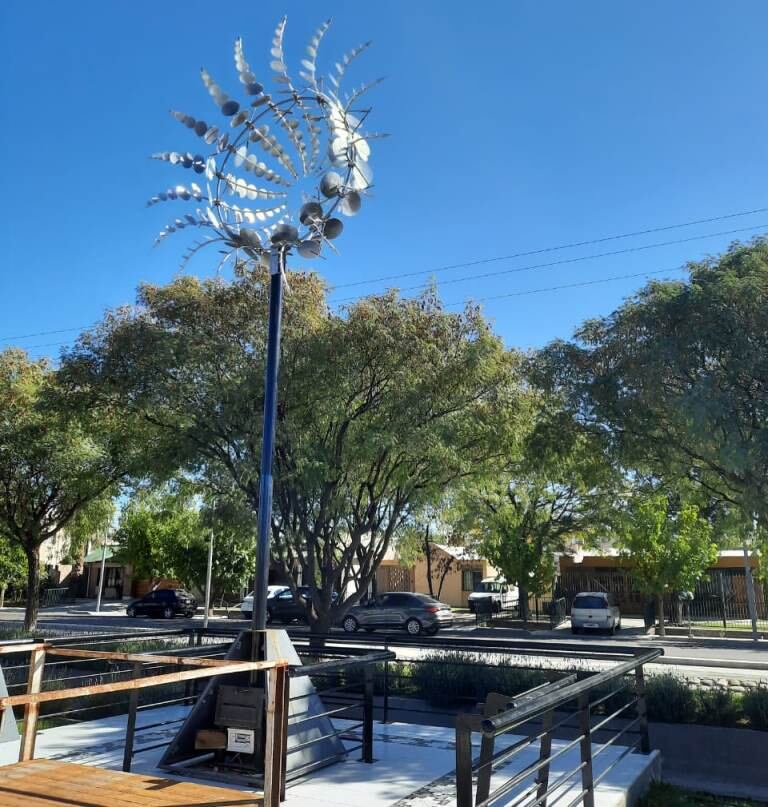 Mandala que instaló la Municipalidad de San Rafael en el paseo Rawson.